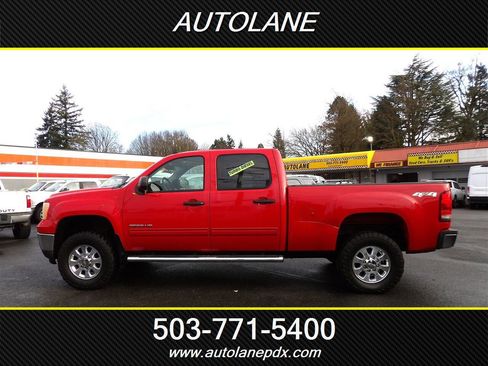 Used 2013 GMC Sierra 2500 SLE w/ SLE Preferred Package image 2