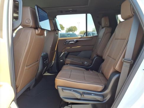 New 2026 Chevrolet Tahoe High Country image 16