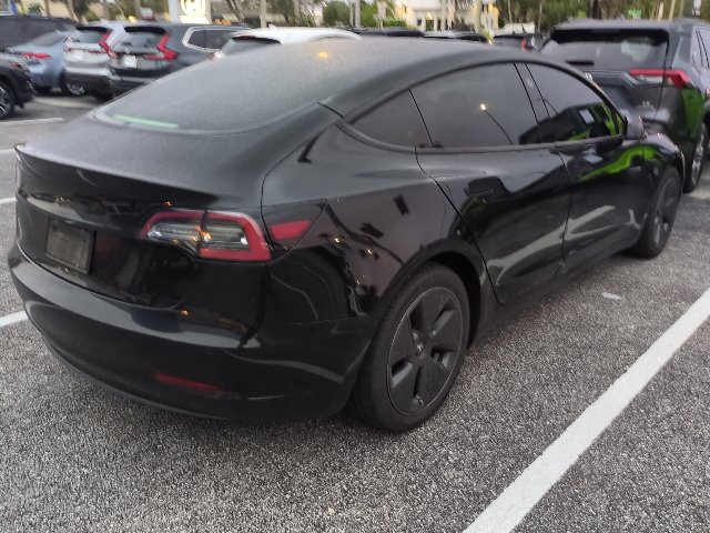 Used 2022 Tesla Model 3 Long Range AWD/4WD image 2