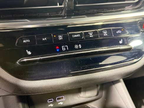 Used 2024 Buick Envista Sport Touring FWD image 16