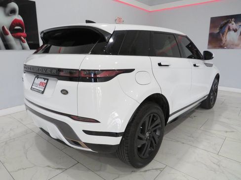 Used 2020 Land Rover Range Rover Evoque R-Dynamic S image 4