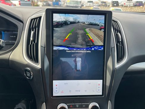Used 2024 Ford Edge SEL image 34