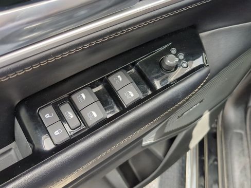 Used 2022 Jeep Wagoneer Series III w/ Flexible Seating Group image 18