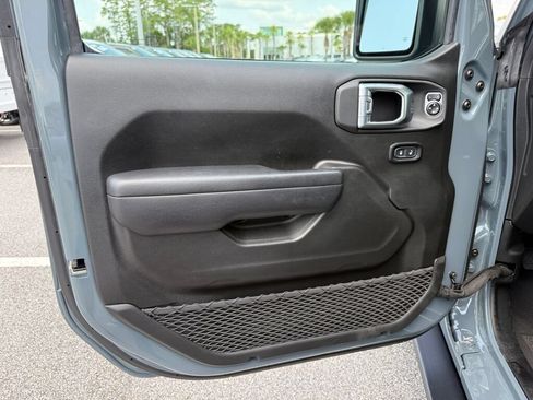 Used 2024 Jeep Wrangler Sport AWD/4WD image 20