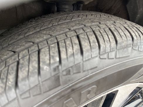 Used 2024 Toyota Corolla Cross XSE image 10