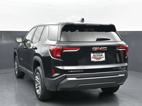 Used 2026 GMC Terrain Elevation FWD image 4
