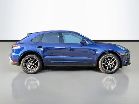 Certified 2026 Porsche Macan AWD/4WD image 8