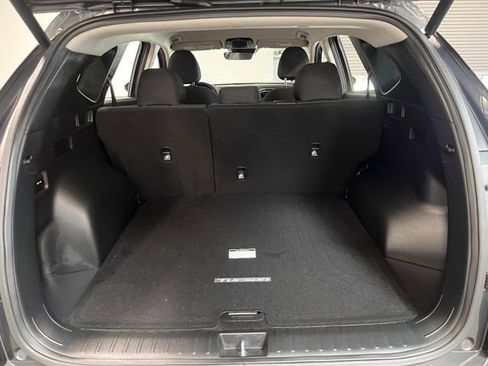 Used 2023 Hyundai Tucson SEL FWD image 16