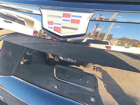 Used 2023 Cadillac Escalade Sport image 9