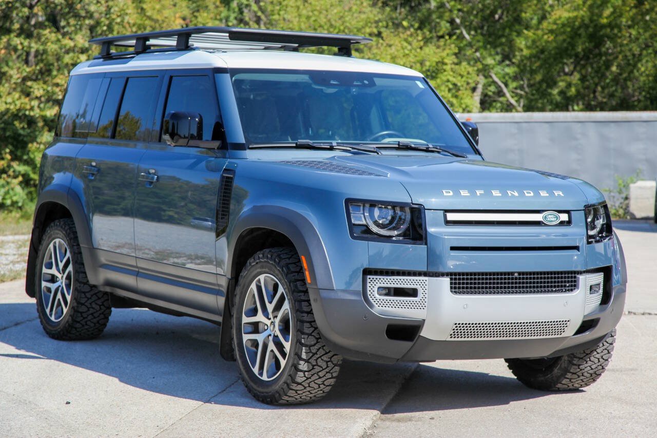 Used 2020 Land Rover Defender 110 HSE AWD/4WD image 2
