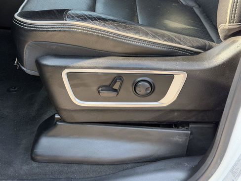 Used 2024 RAM 1500 Laramie RWD image 14