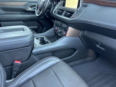 Used 2023 Chevrolet Tahoe High Country w/ LPO, Illumination Package AWD/4WD image 19