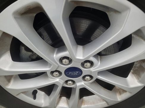 Used 2020 Ford Escape SE FWD image 31