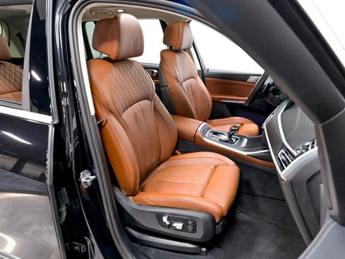 Used 2022 BMW X7 xDrive40i w/ Executive Package AWD/4WD image 24