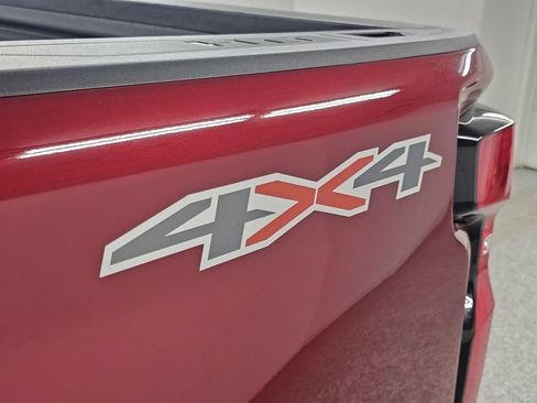 Used 2026 Chevrolet Silverado 2500 LTZ w/ LTZ Convenience Package AWD/4WD image 28