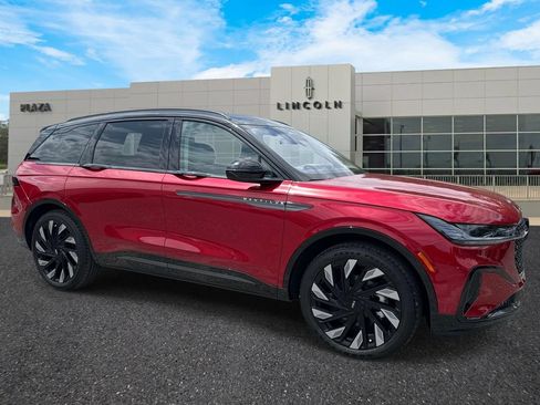 New 2026 Lincoln Nautilus Reserve w/ Jet Appearance Package AWD/4WD image 4