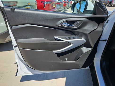 Certified 2025 Chevrolet Trax LS w/ LS Convenience Package image 11