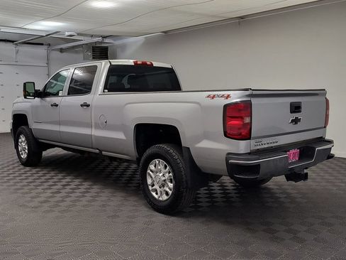 Used 2017 Chevrolet Silverado 3500 W/T w/ WT Convenience Package AWD/4WD image 3