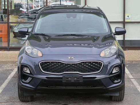 Used 2020 Kia Sportage LX image 4
