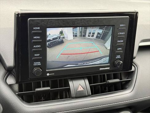 Certified 2021 Toyota RAV4 LE AWD/4WD image 24
