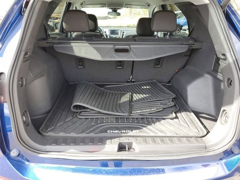 Used 2023 Chevrolet Equinox LT image 8