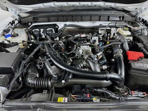 Used 2023 Ford Bronco Wildtrak image 12