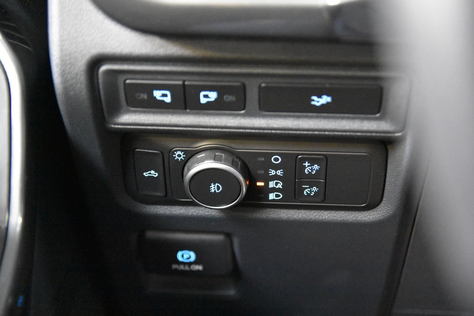 Used 2022 Ford F150 XLT w/ Equipment Group 302A High AWD/4WD image 19
