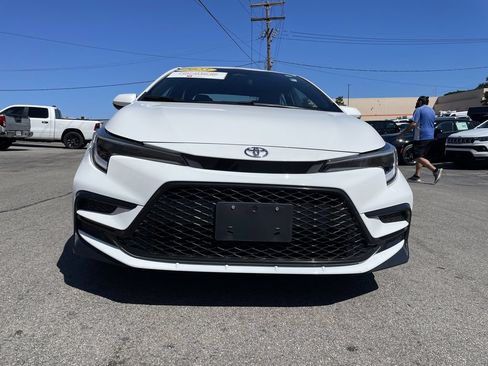 Used 2023 Toyota Corolla SE FWD image 5