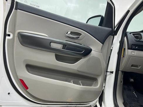 Used 2020 Kia Sedona EX FWD image 14