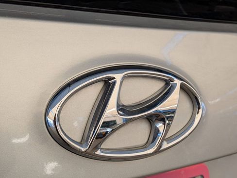 Used 2018 Hyundai Santa Fe Sport FWD image 14