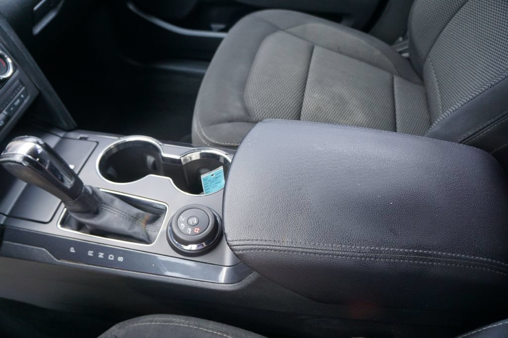 Used 2017 Ford Explorer XLT AWD/4WD image 11