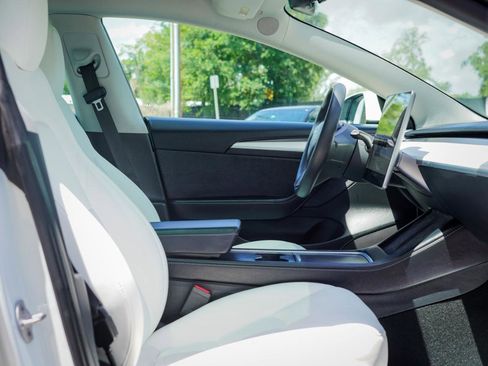Used 2023 Tesla Model 3 Standard Range RWD image 8