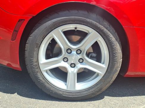 Certified 2023 Chevrolet Camaro LT RWD image 31