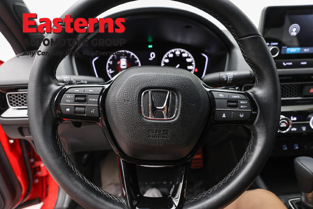 Used 2025 Honda Civic Sport image 11