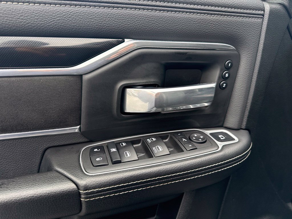 Used 2022 RAM 2500 Laramie AWD/4WD image 27