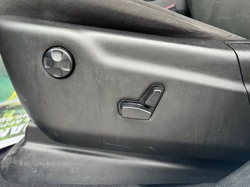 Certified 2023 Dodge Durango GT image 11