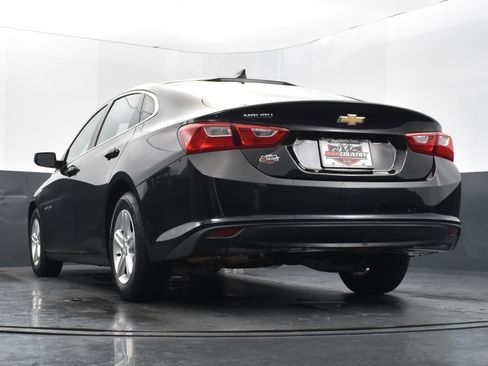 Used 2021 Chevrolet Malibu LS image 38