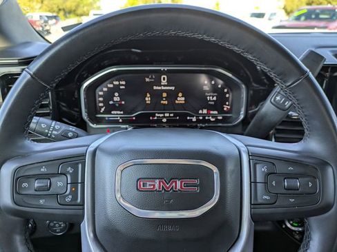 Used 2025 GMC Sierra 1500 SLT AWD/4WD image 30