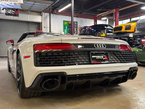 Used 2023 Audi R8 V10 performance RWD image 9