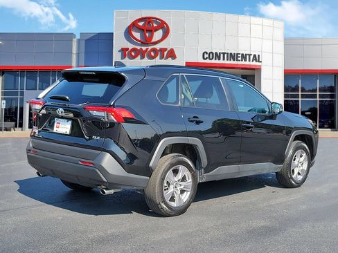 Certified 2025 Toyota RAV4 XLE FWD image 5