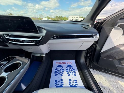 Certified 2024 Cadillac Lyriq Sport AWD/4WD image 29