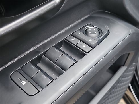 New 2026 Toyota Tacoma SR5 image 18