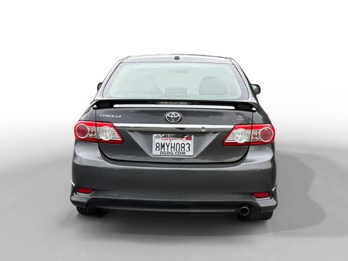 Used 2012 Toyota Corolla S image 4