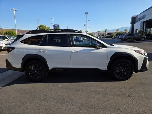 Used 2023 Subaru Outback Onyx Edition AWD/4WD image 3