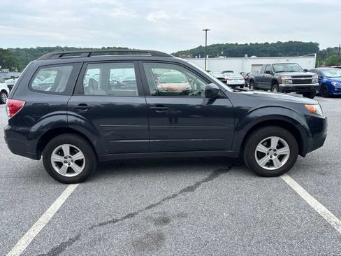 Used 2013 Subaru Forester 2.5X AWD/4WD image 4