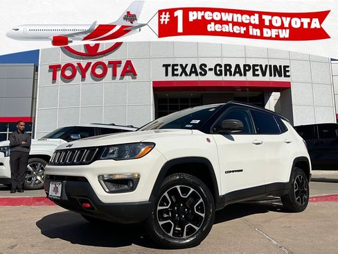 Used 2019 Jeep Compass Trailhawk image 1