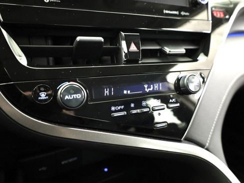 Used 2024 Toyota Camry XSE image 19