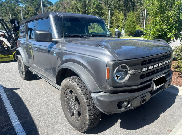 Used 2022 Ford Bronco Black Diamond AWD/4WD image 1