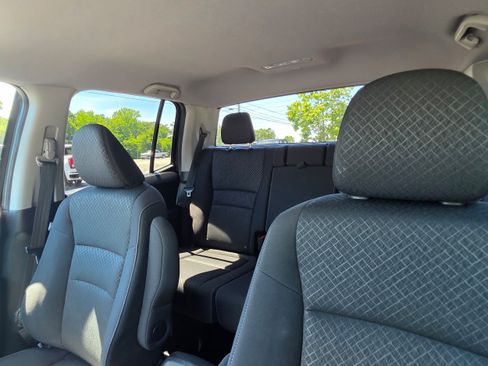 Used 2018 Honda Ridgeline Sport image 18