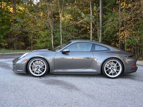Certified 2022 Porsche 911 GT3 image 3